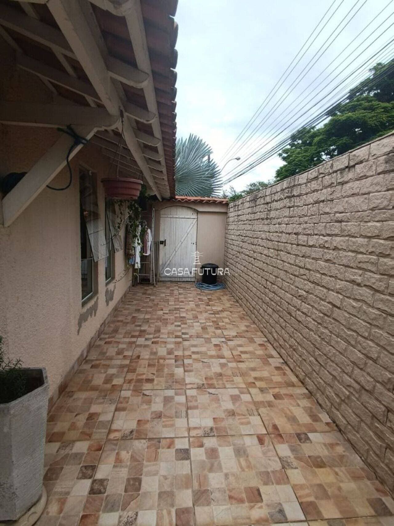 Casa com 4 quartos, 158 m² - foto 9