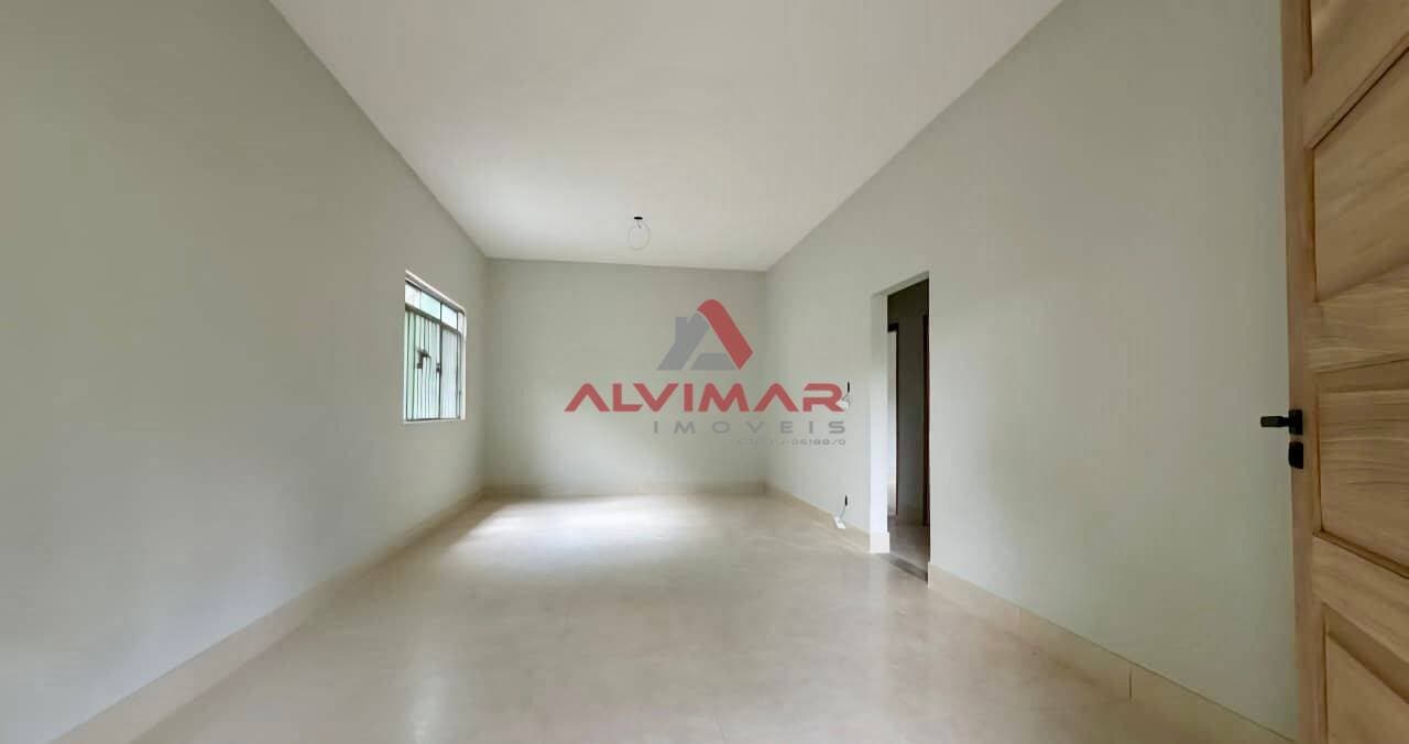 Casa com 3 quartos, 185 m² - foto 3