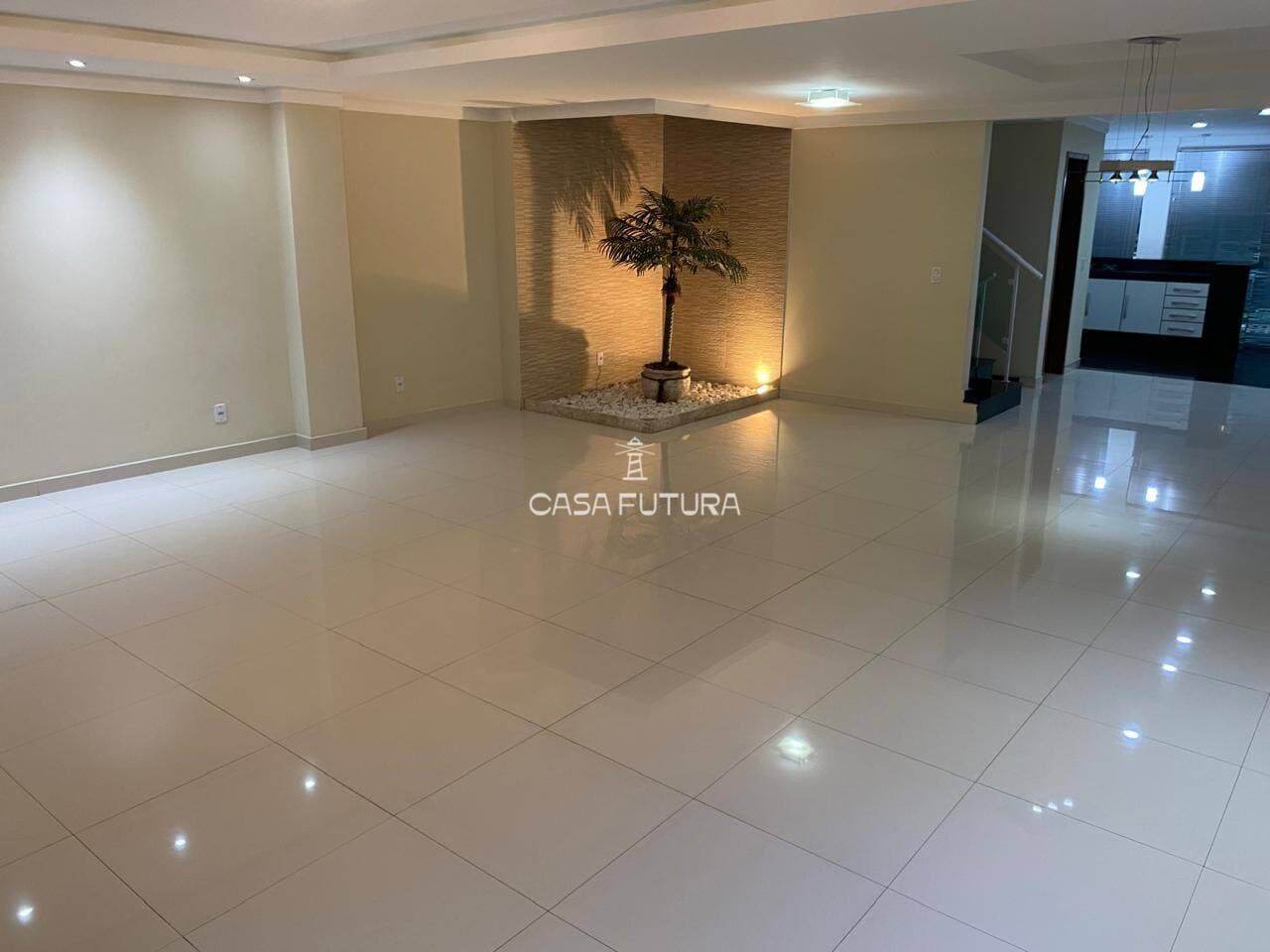 Casa com 3 quartos, 350 m² - foto 4