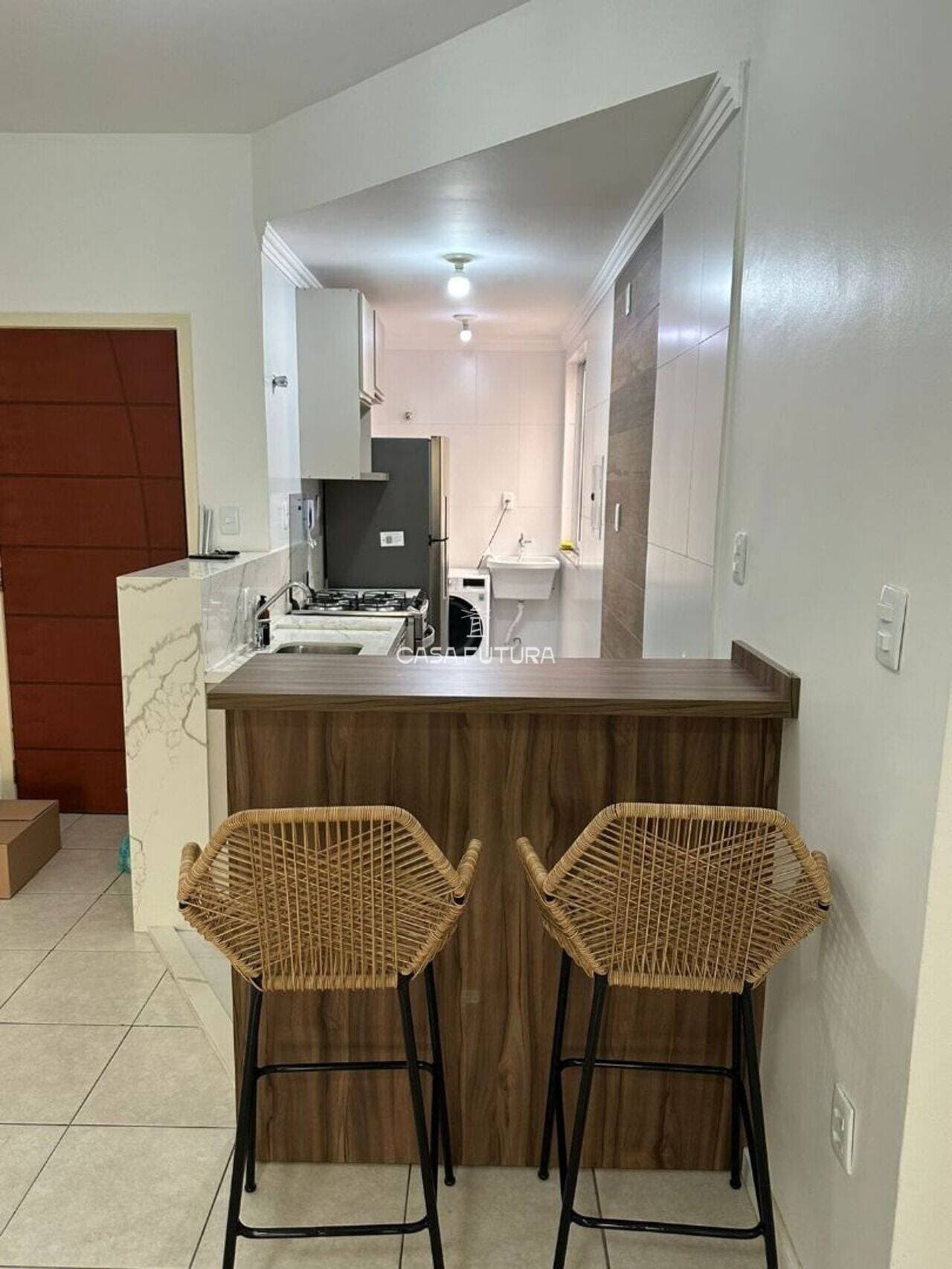 Apartamento com 2 quartos, 65 m² - foto 2