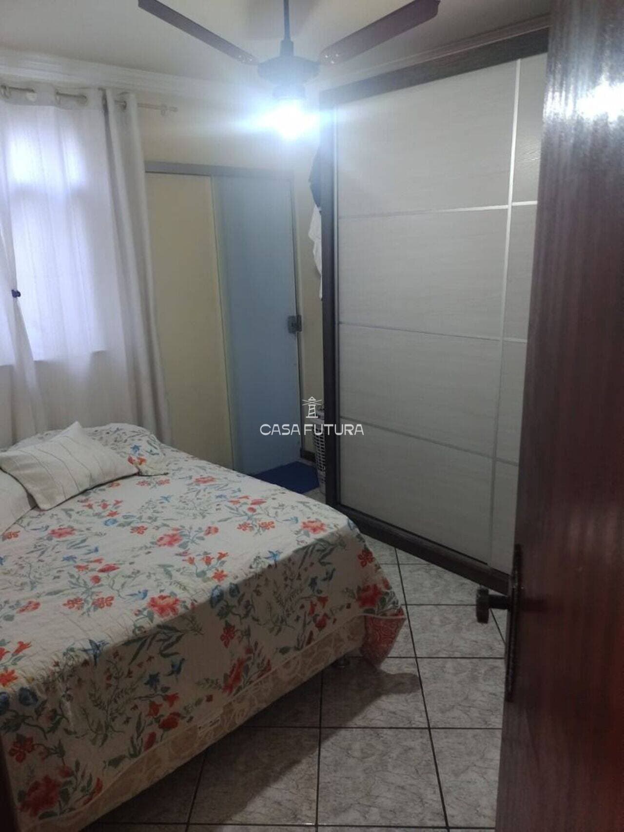 Casa com 7 quartos, 231 m² - foto 9