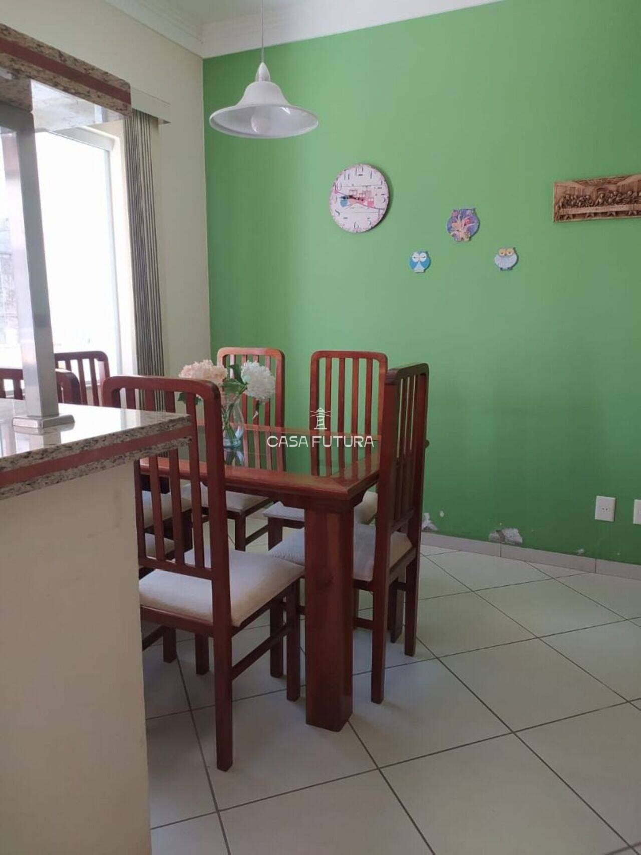 Casa com 4 quartos, 367 m² - foto 9