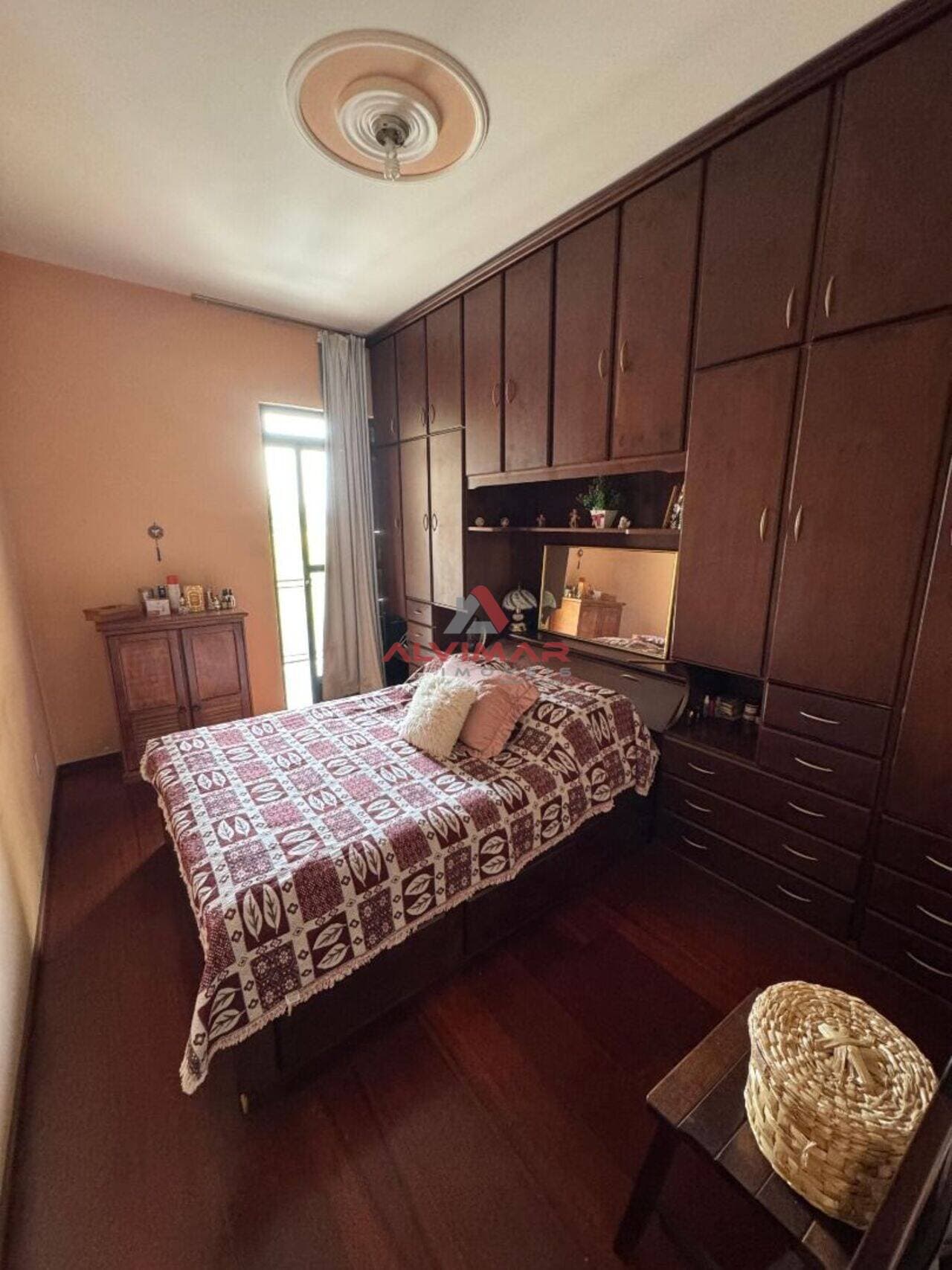 Apartamento com 2 quartos, 66 m² - foto 5