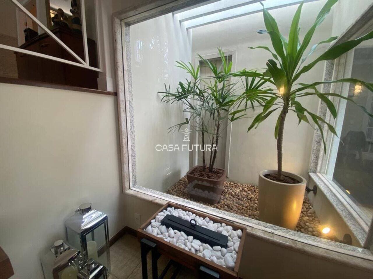 Casa com 4 quartos, 240 m² - foto 6