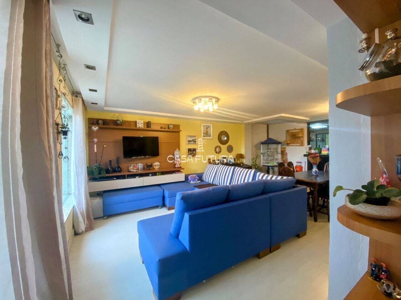 Casa com 4 quartos, 280 m² - foto 3