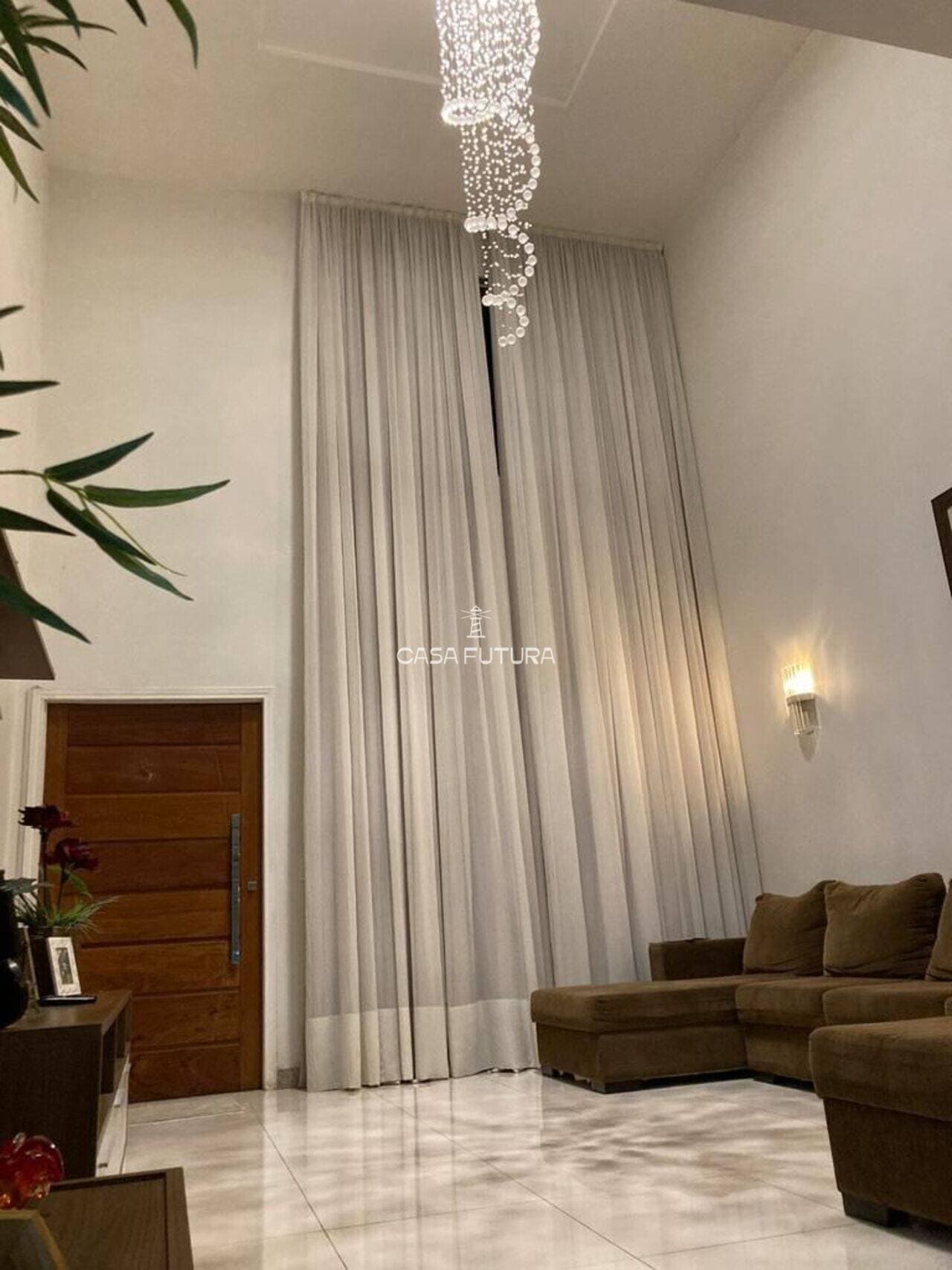 Casa com 4 quartos, 299 m² - foto 3