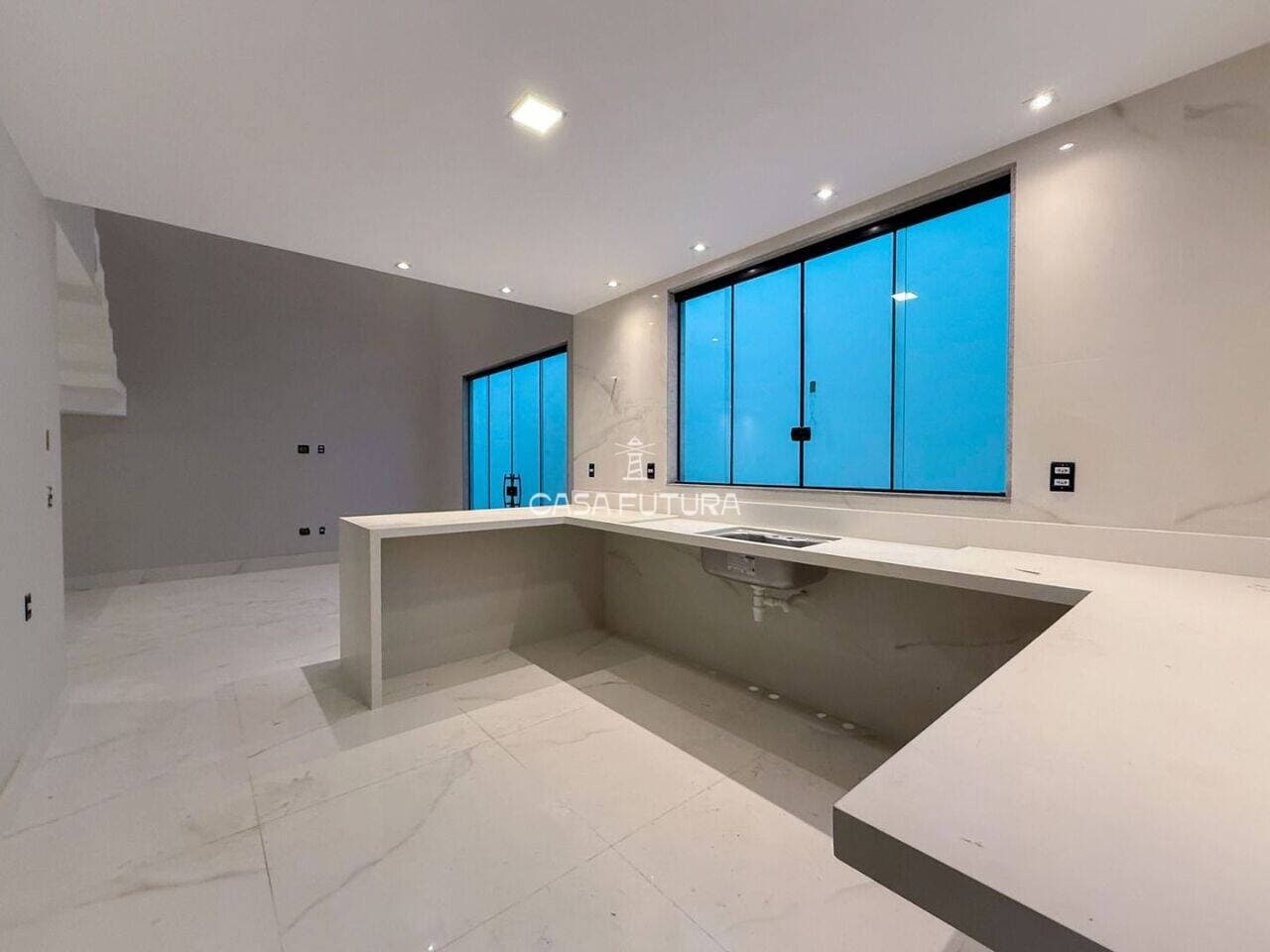 Casa com 3 quartos, 220 m² - foto 9