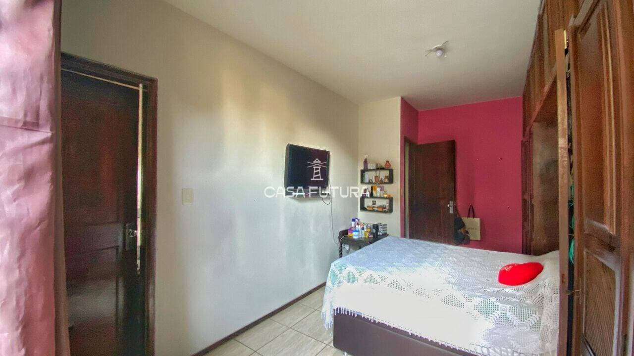 Casa com 3 quartos, 212 m² - foto 9