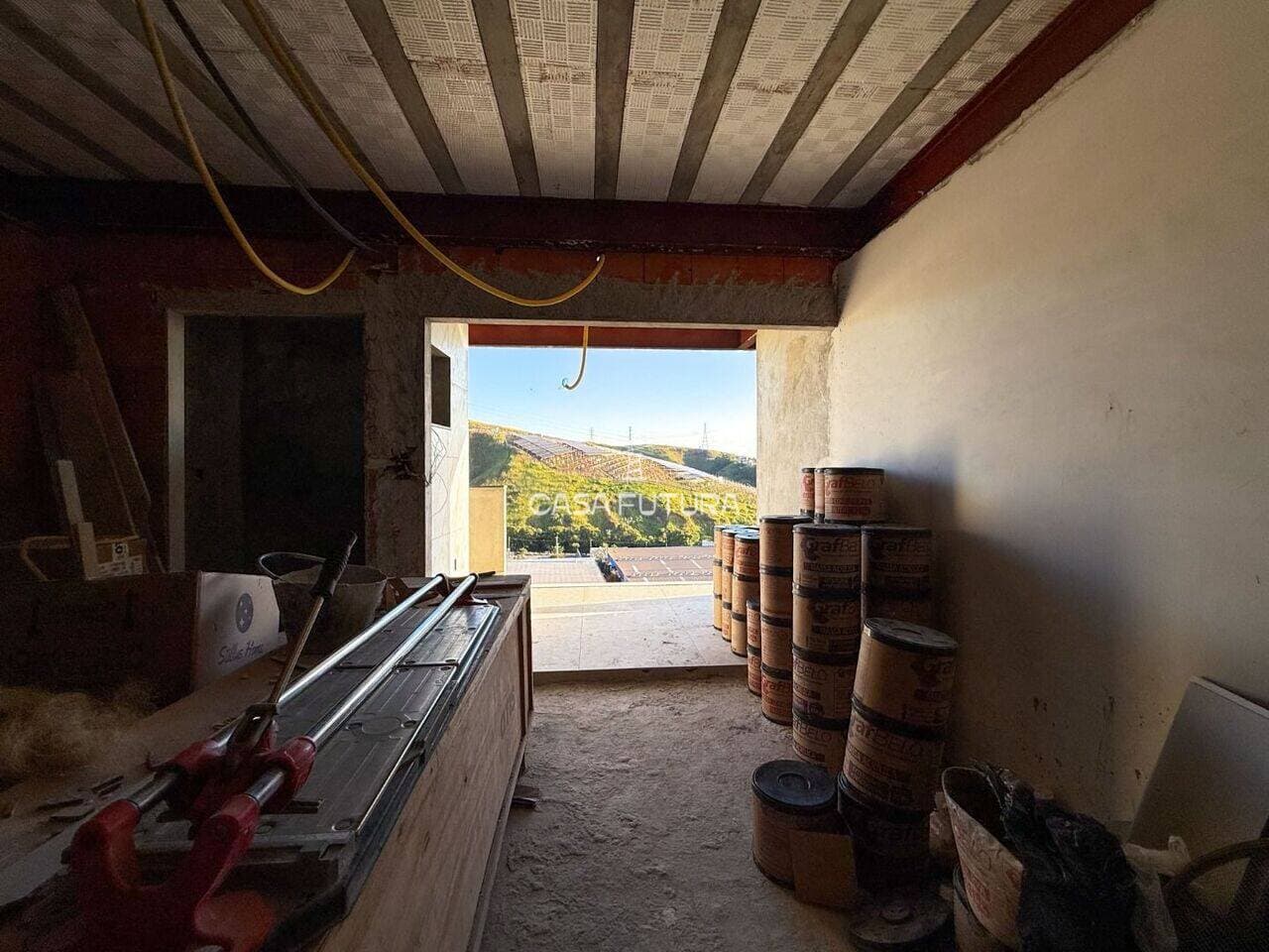 Apartamento com 3 quartos, 98 m² - foto 2