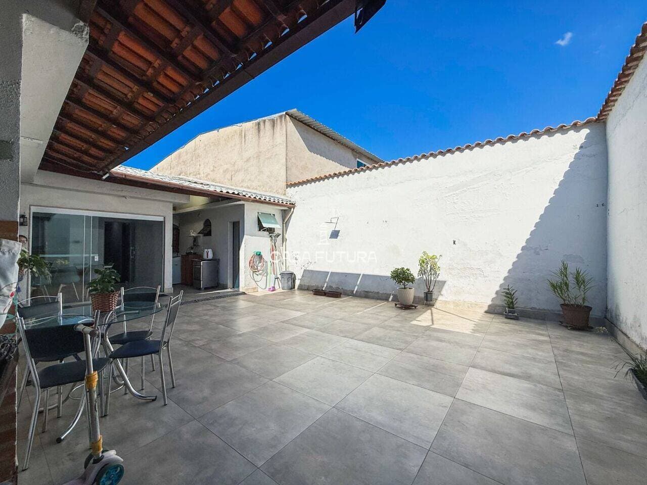 Casa com 4 quartos, 150 m² - foto 7