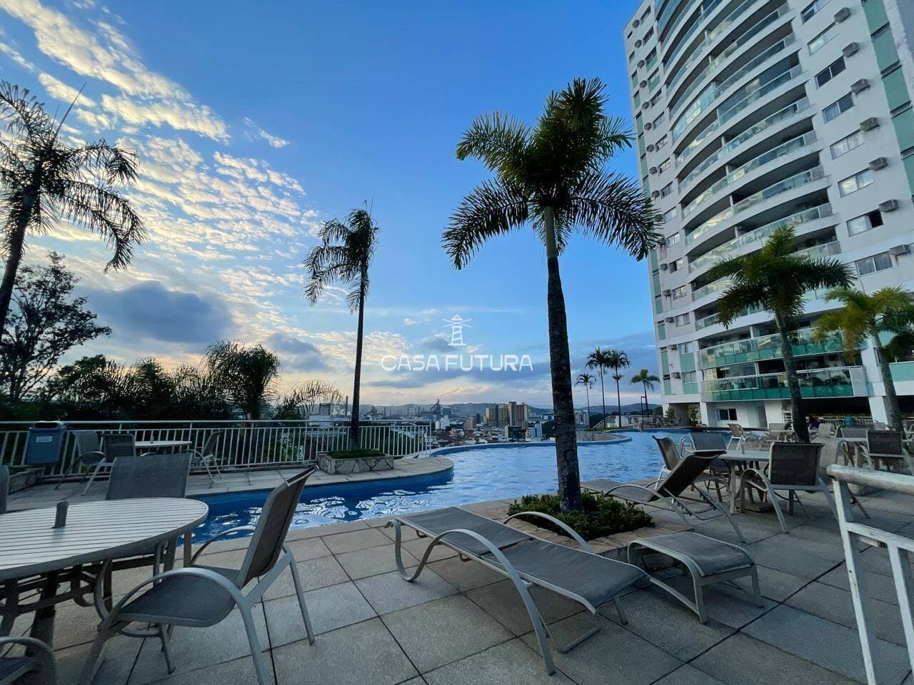 Apartamento com 3 quartos, 237 m²