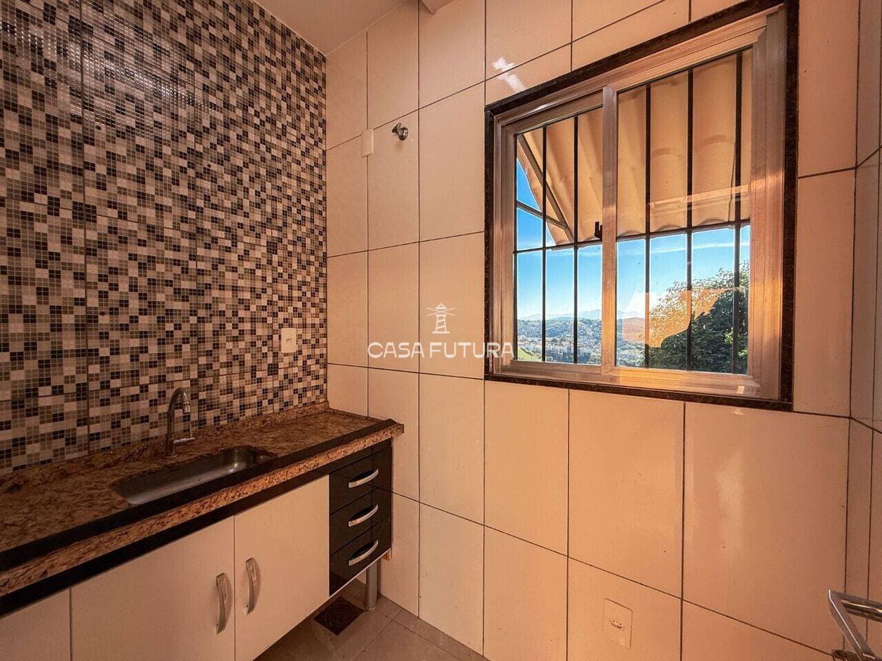 Casa com 4 quartos, 114 m² - foto 5