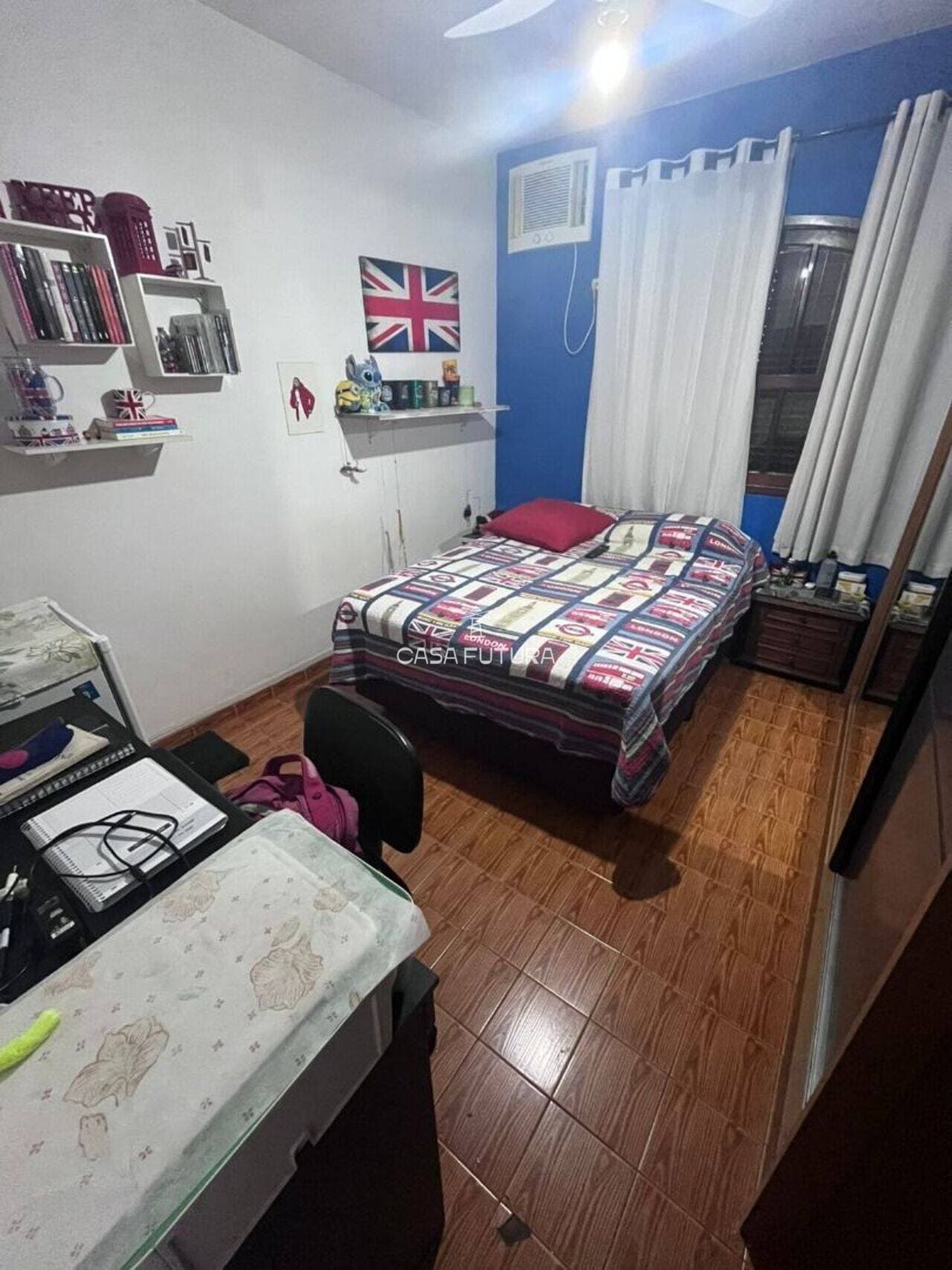 Casa com 4 quartos, 117 m² - foto 4