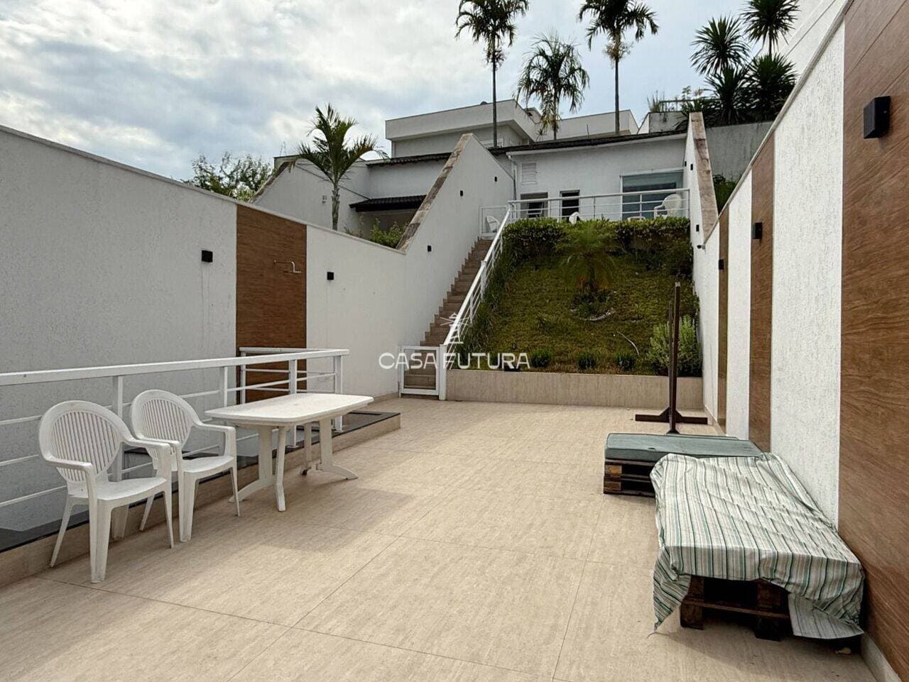 Casa com 4 quartos, 282 m² - foto 5