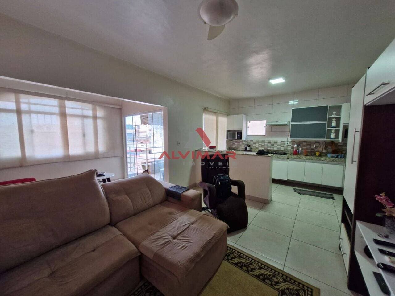 Apartamento com 2 quartos, 70 m² - foto 4