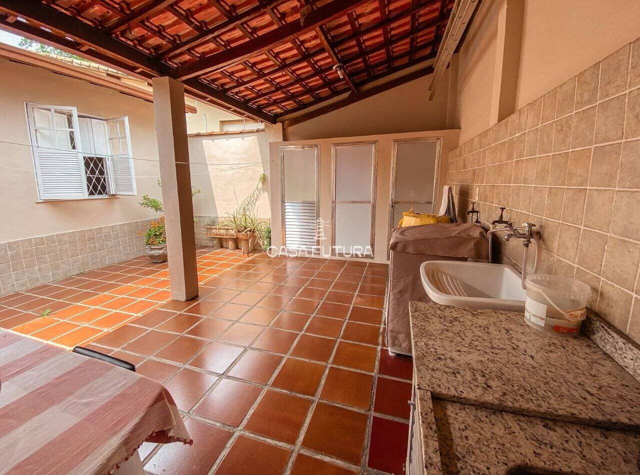 Casa com 3 quartos, 182 m² - foto 8