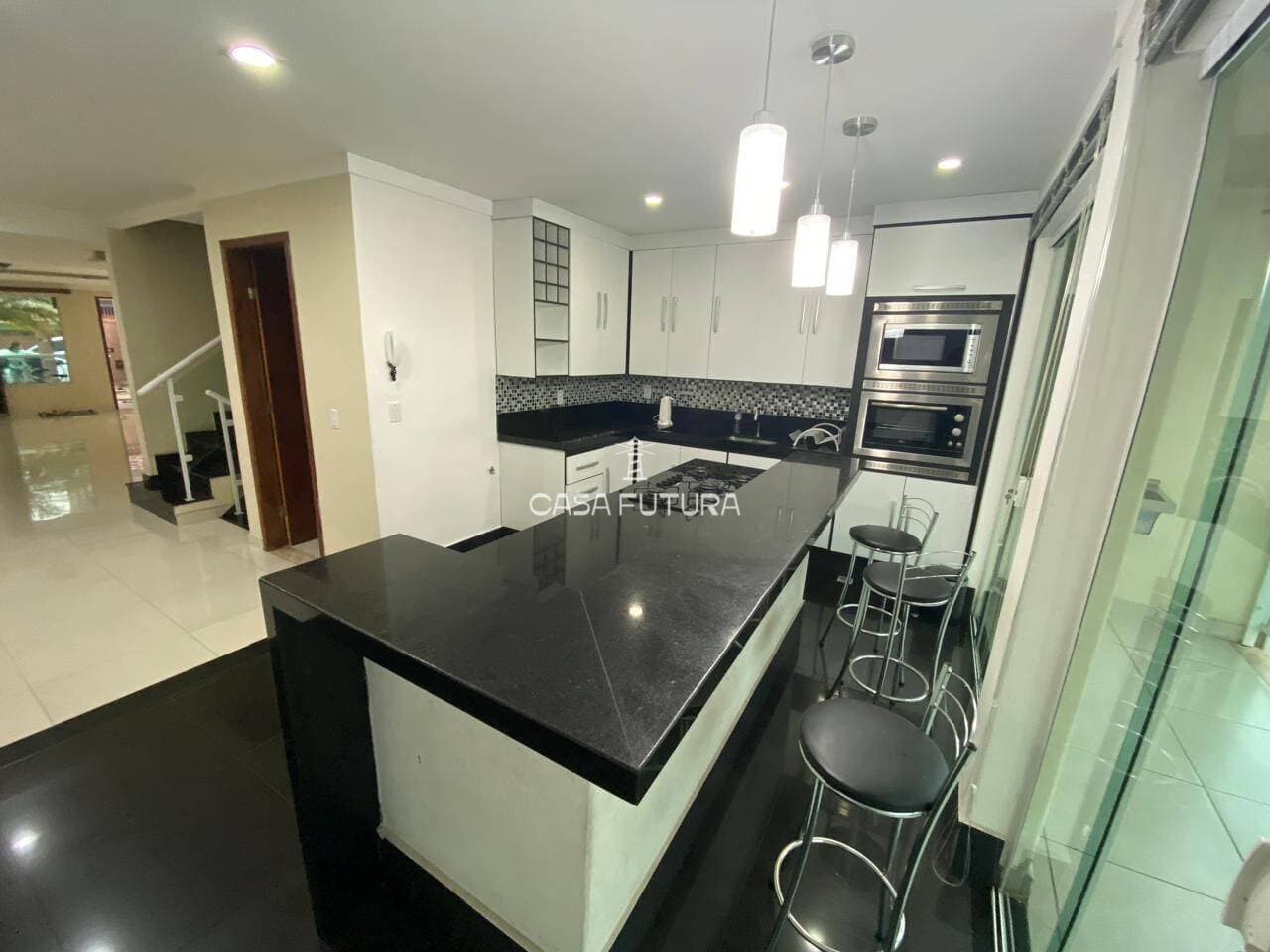 Casa com 3 quartos, 350 m² - foto 7