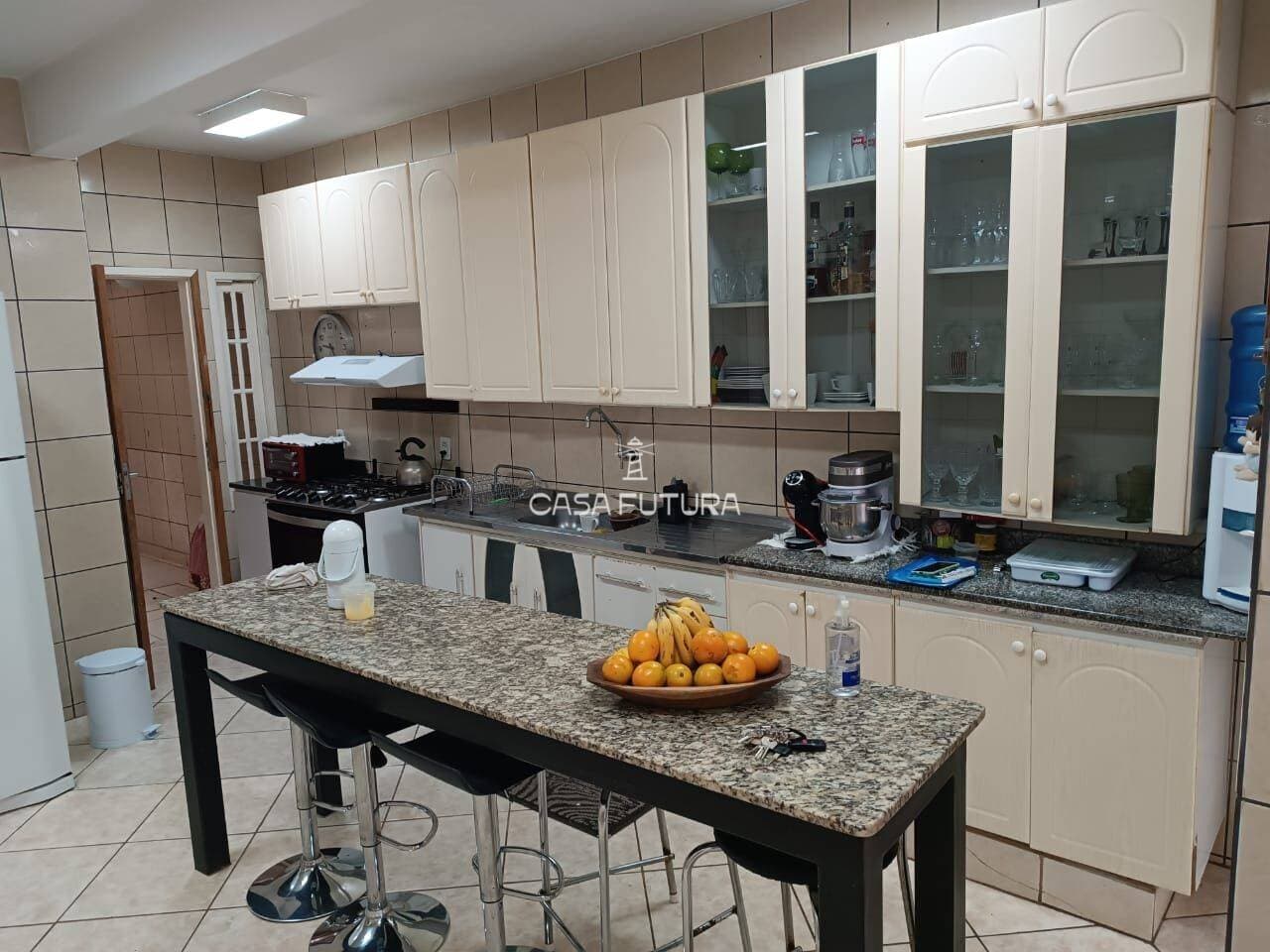 Casa com 4 quartos, 158 m² - foto 5