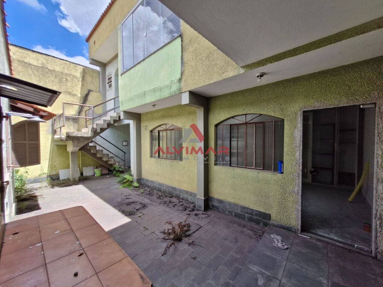 Casa com 3 quartos, 222 m² - foto 8