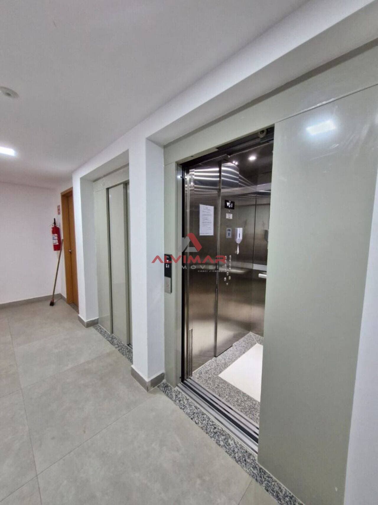 Apartamento com 2 quartos, 90 m² - foto 3