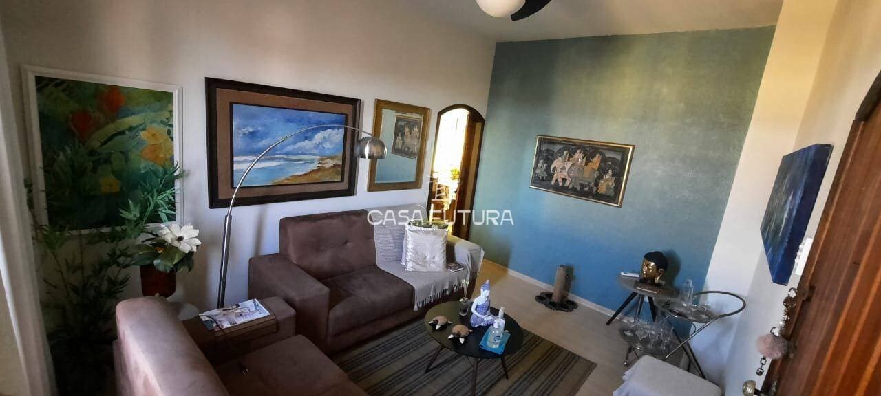 Apartamento com 3 quartos, 98 m²