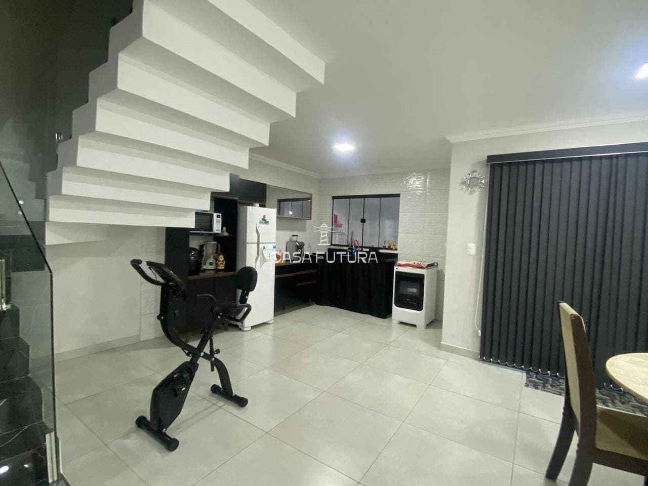 Casa com 3 quartos, 173 m² - foto 5