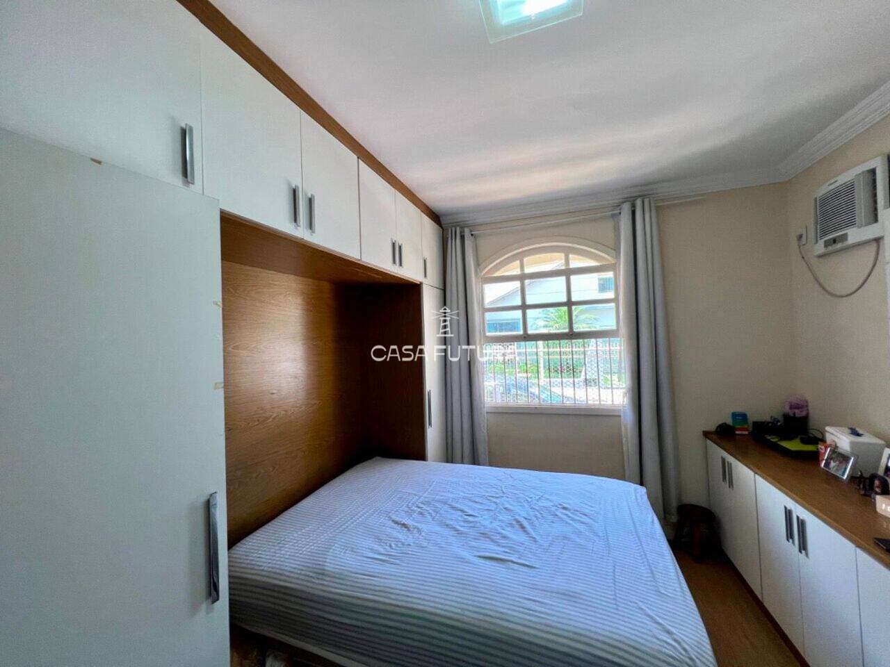 Casa com 4 quartos, 162 m² - foto 6