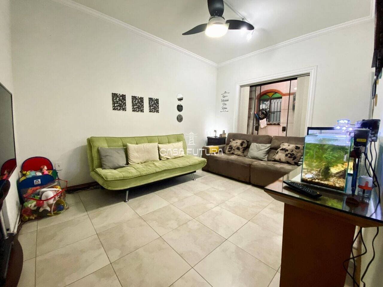 Casa com 3 quartos, 232 m² - foto 7