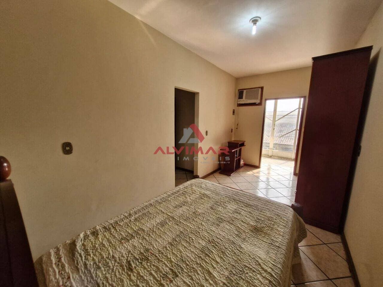 Casa com 4 quartos, 250 m² - foto 7