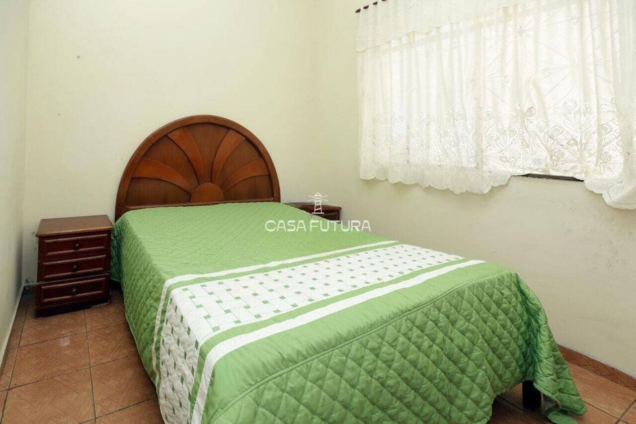 Casa com 4 quartos, 143 m² - foto 9