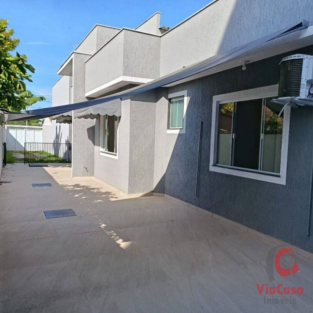 Casa em Rodrigues de Melo - de 802/803 Ao Fi - Praia Mar - Rio das Ostras/RJ