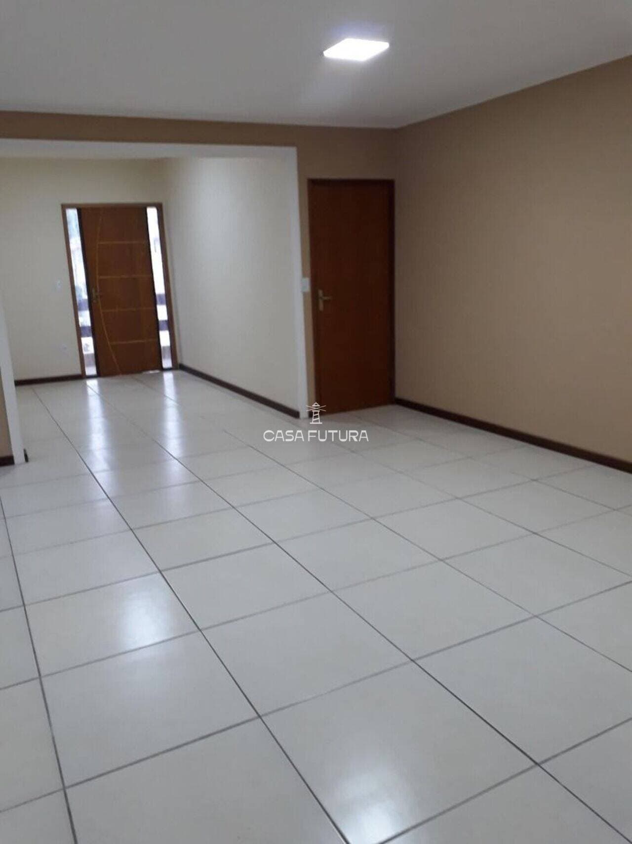 Casa com 3 quartos, 206 m² - foto 4