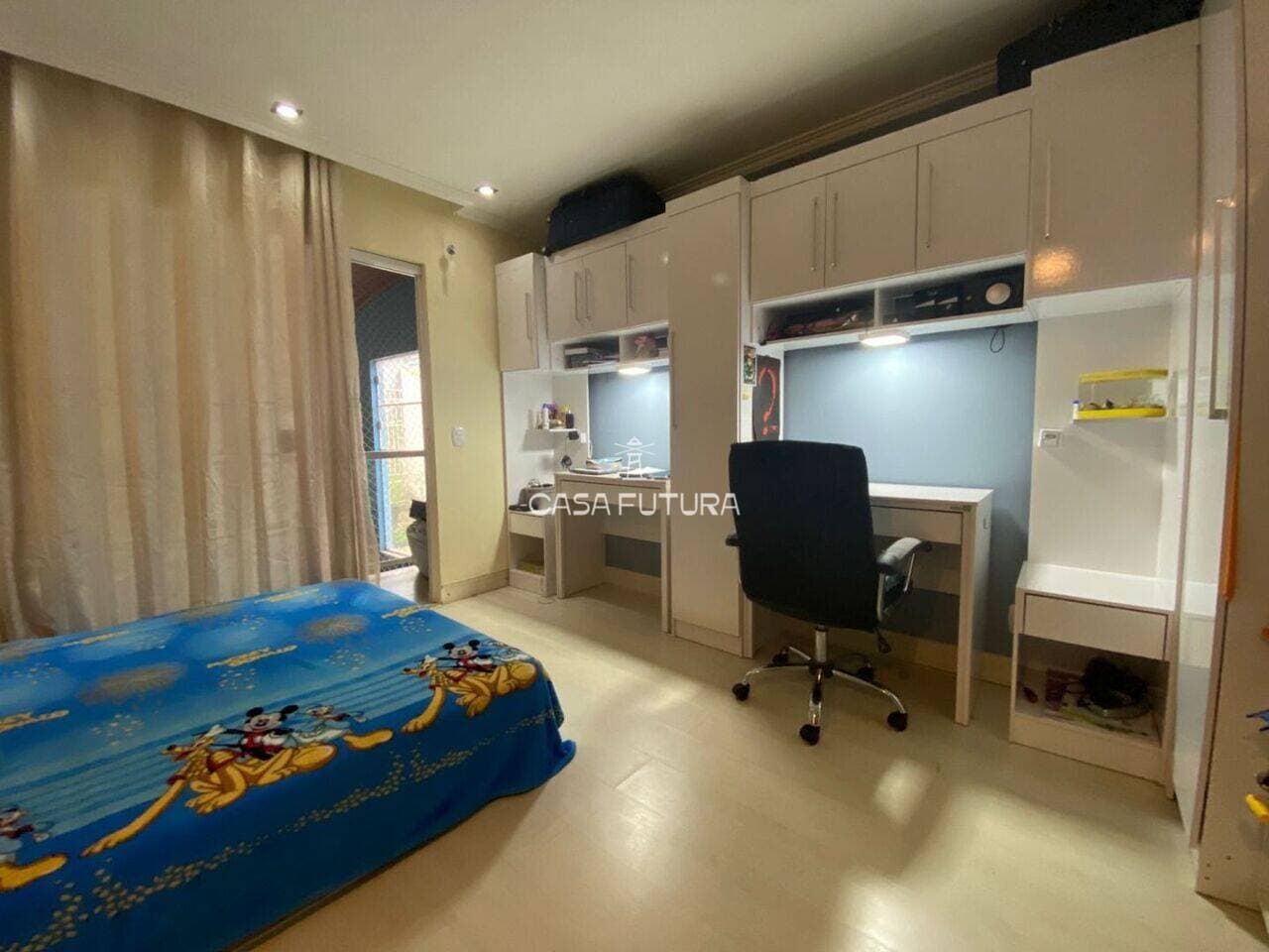 Casa com 4 quartos, 280 m² - foto 9