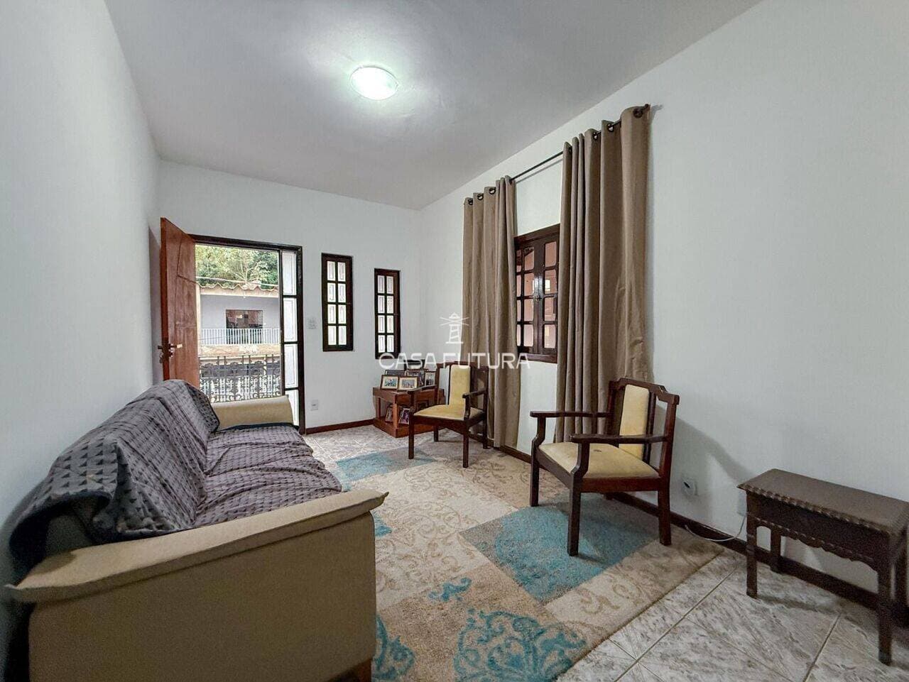 Casa com 5 quartos, 162 m² - foto 6