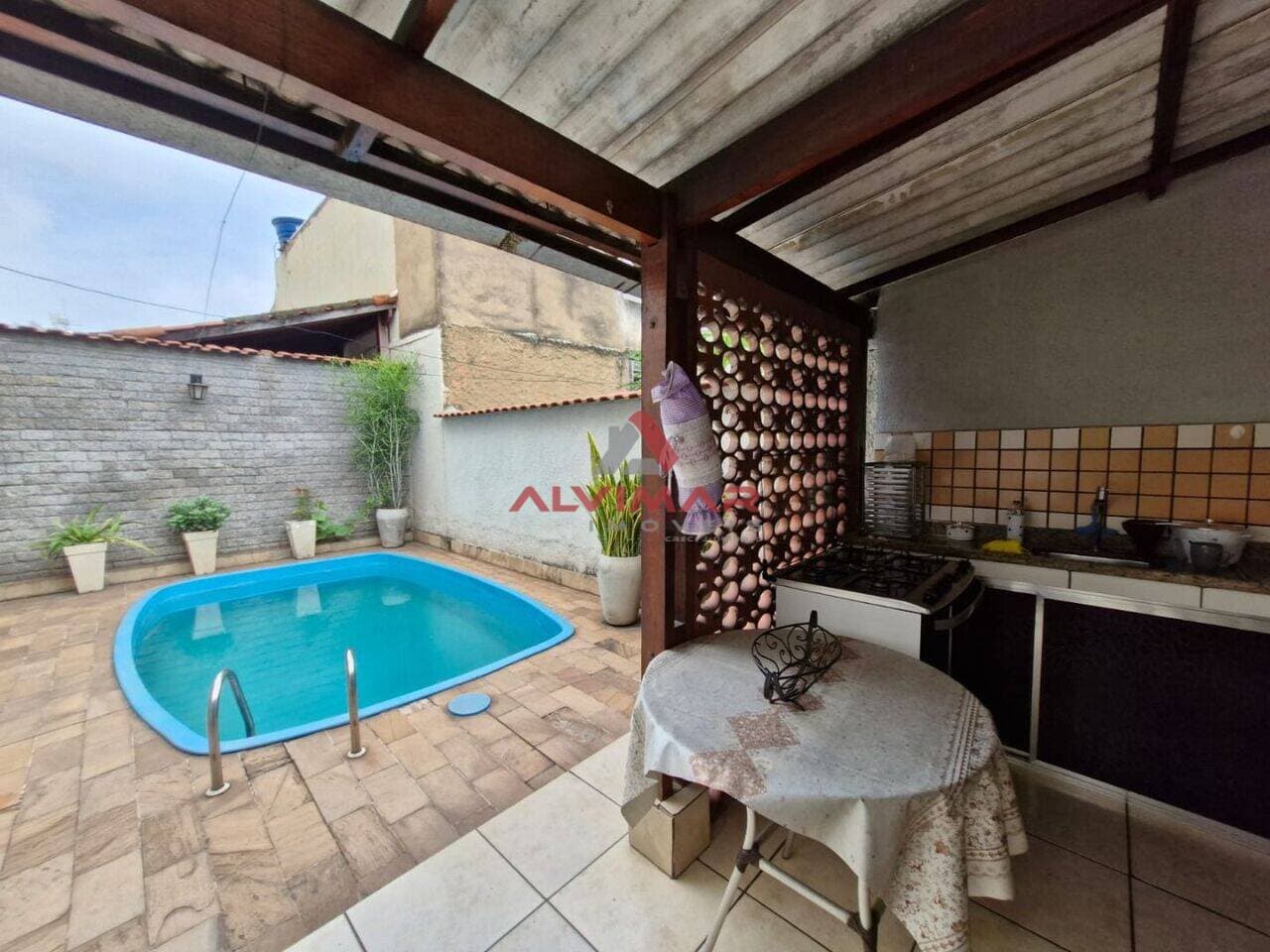 Apartamento com 3 quartos, 145 m²