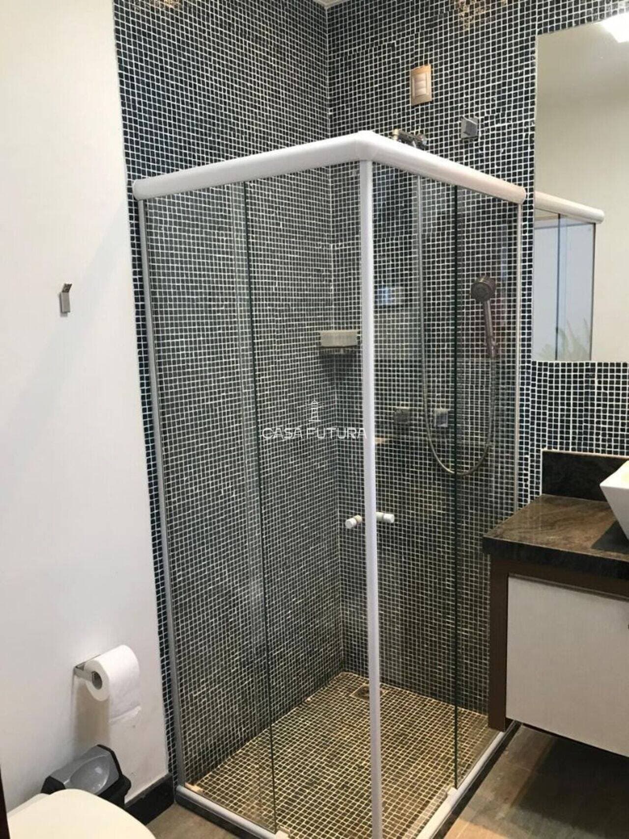 Casa com 3 quartos, 301 m² - foto 6