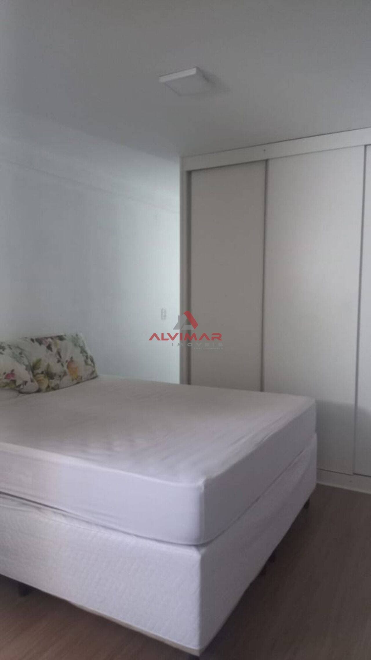 Apartamento com 2 quartos, 110 m² - foto 6