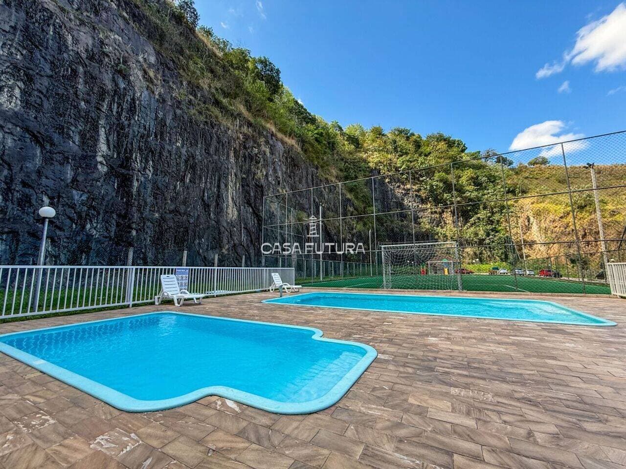 Apartamento com 2 quartos, 52 m² - foto 2