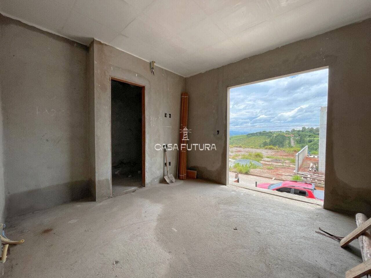 Casa com 2 quartos, 140 m²