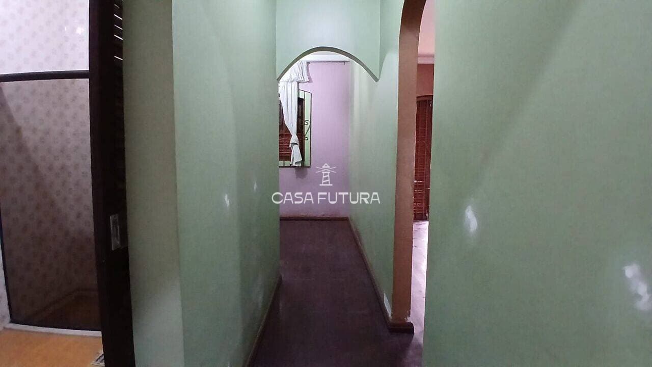Casa com 4 quartos, 269 m² - foto 6