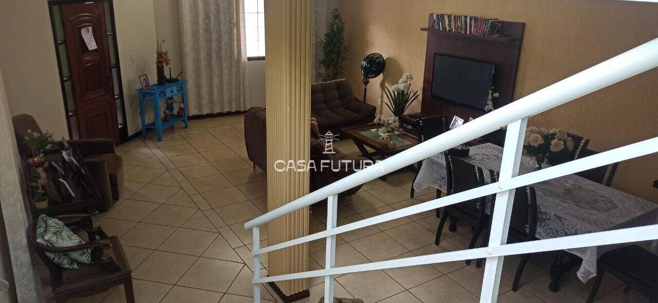 Casa com 4 quartos, 317 m² - foto 5