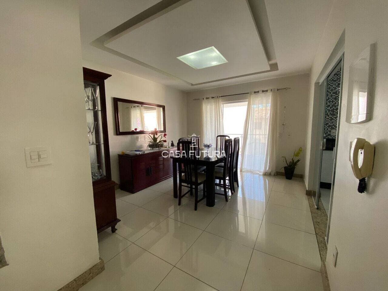 Casa com 4 quartos, 299 m² - foto 9