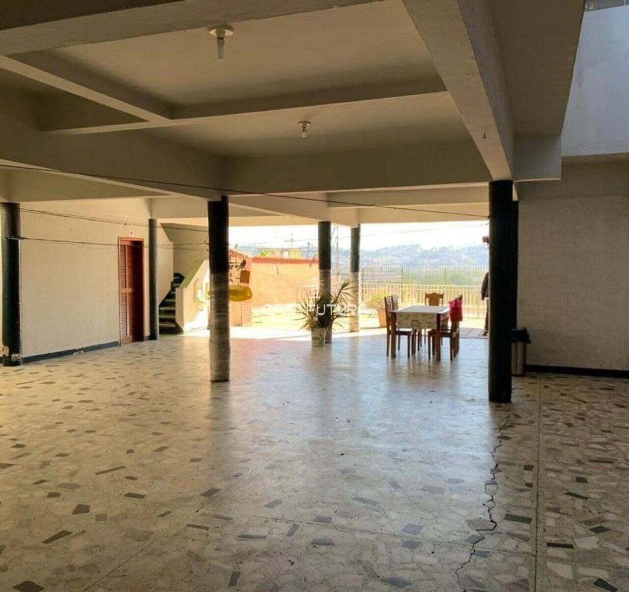Casa com 4 quartos, 429 m² - foto 8