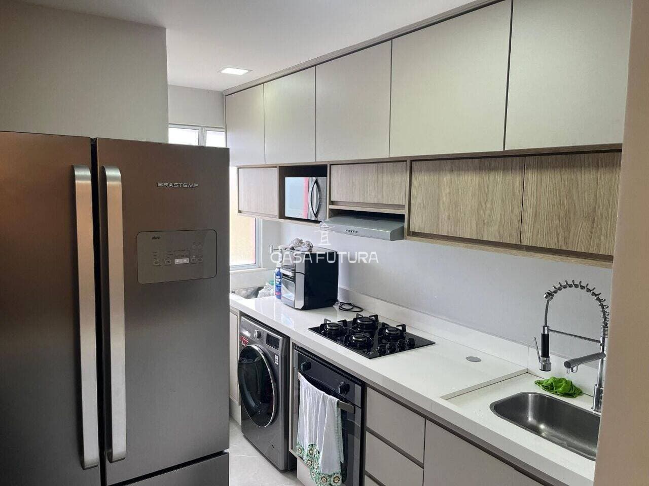 Apartamento com 2 quartos, 58 m²