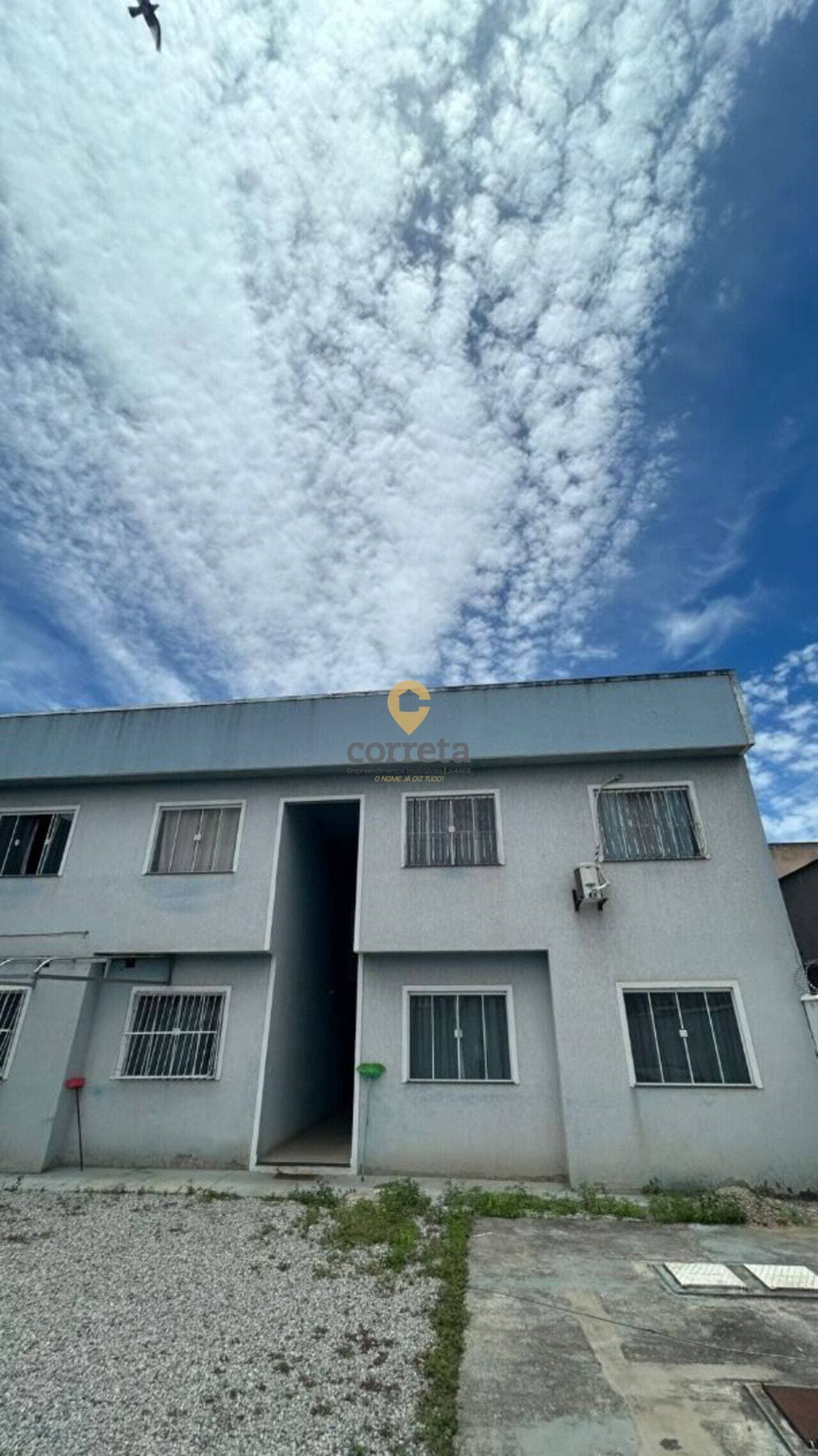 Apartamento em Extensão Serramar - Rio das Ostras/RJ