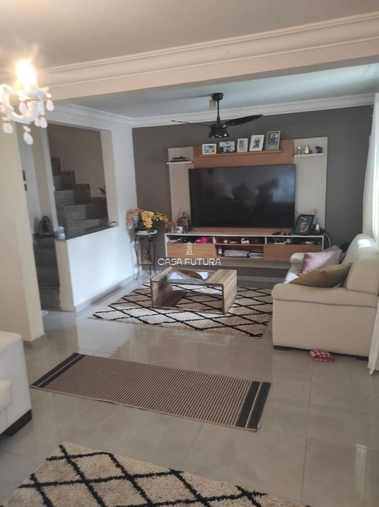 Casa com 4 quartos, 136 m² - foto 5