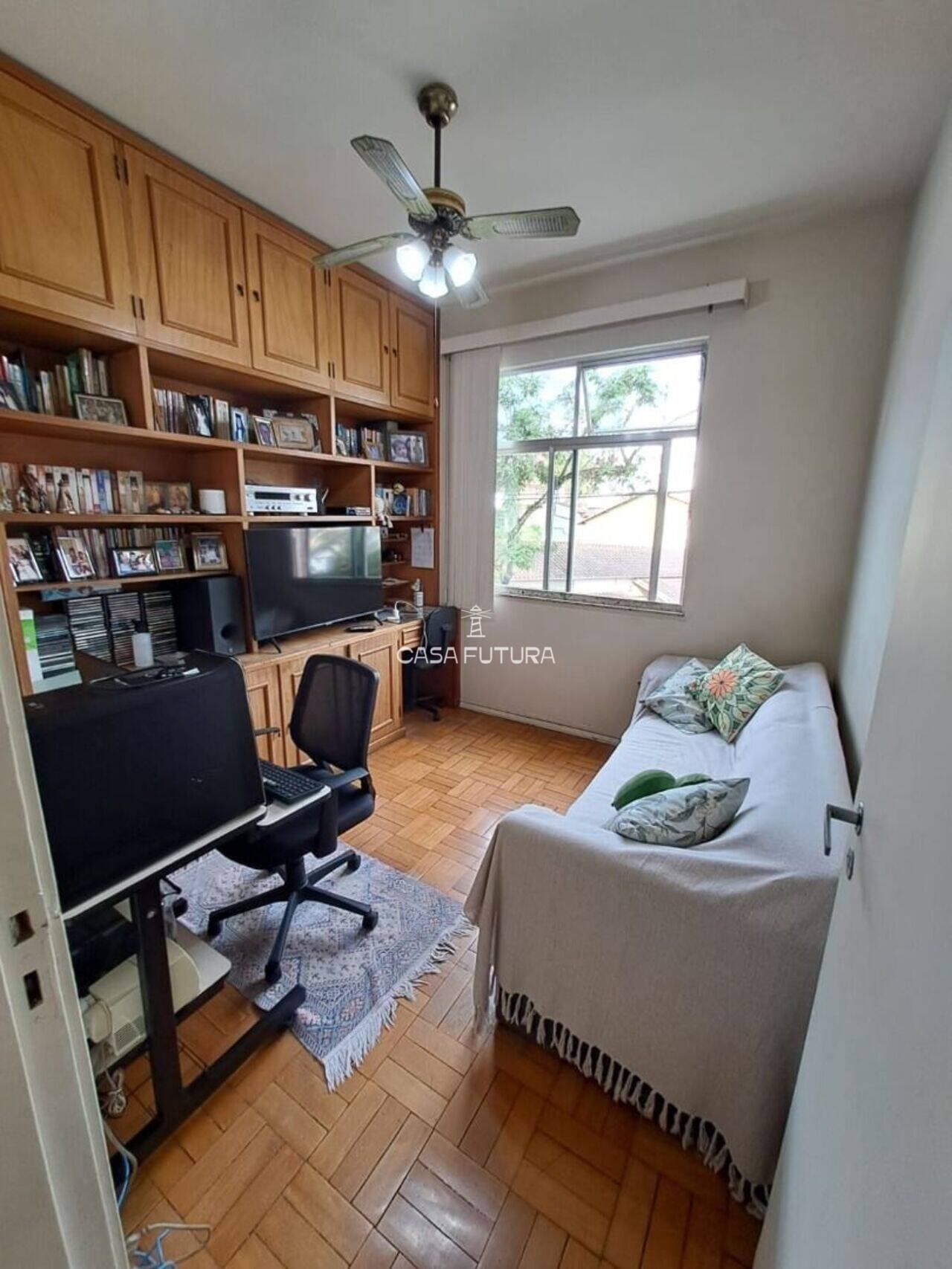 Apartamento com 3 quartos, 134 m² - foto 5