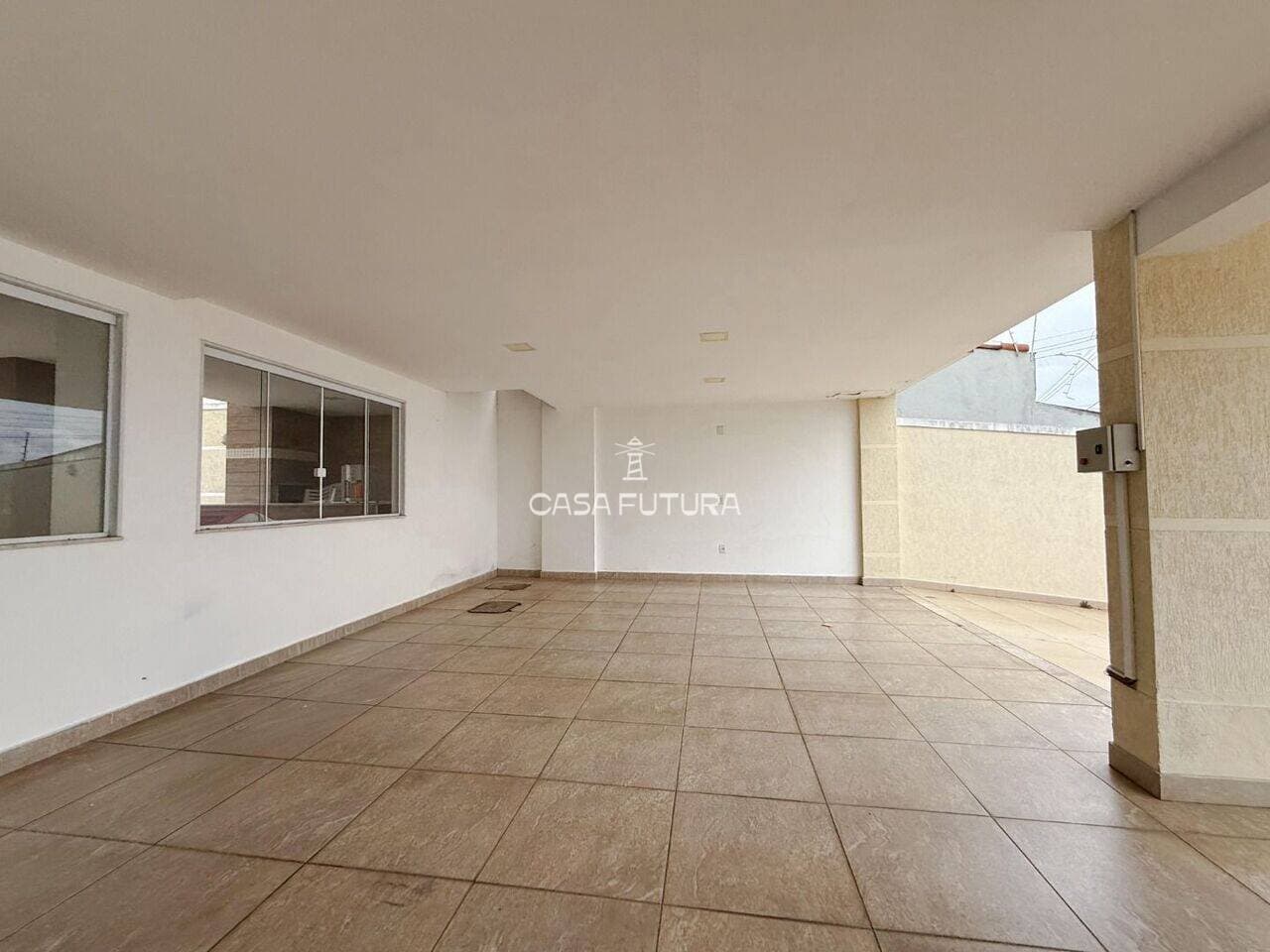 Apartamento com 2 quartos, 82 m² - foto 2