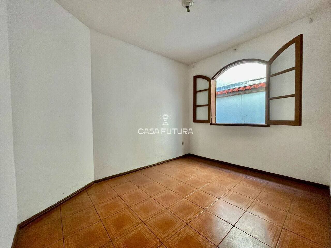 Casa com 2 quartos, 185 m² - foto 7