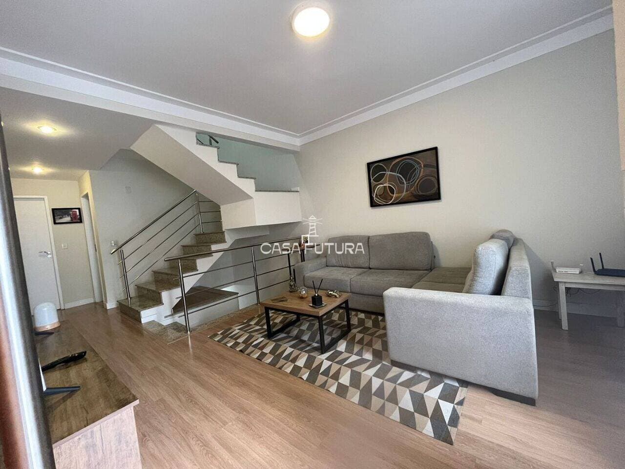 Casa com 3 quartos, 132 m² - foto 2